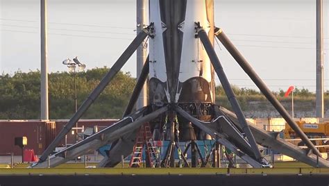 How Will Spacex Tie Down A Landed Stage On The Asds Barge After Landing