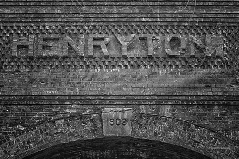 Henryton B O Tunnel West Face Giving Trains A Way Through Flickr