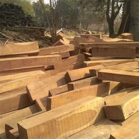 1 5 M Rectangular Sheesham Wooden Block For Furniture Thickness 30