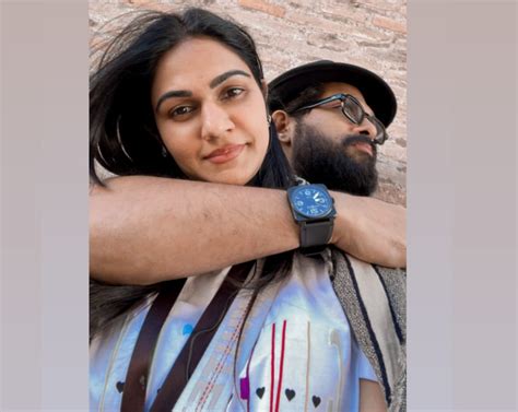 Allu Arjun Sneha Reddy Explore Italy Ahead Of Varun Tej S Wedding