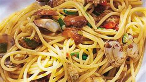 Spaghettis Aux Palourdes Et Au Vin Blanc Une Recette Invitante Et