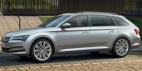 Nuova Skoda Superb Wagon Comfort E Stile Esclusivo Motori Magazine