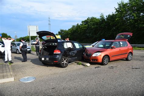 Brühl Schwetzingen Drei Verletzte bei Unfall auf der Landesstraße