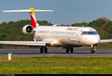 Bombardier CRJ-1000 - Large Preview - AirTeamImages.com