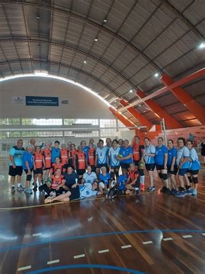 Vôlei adaptado feminino encerra a preparação para os Jomi Jornal A