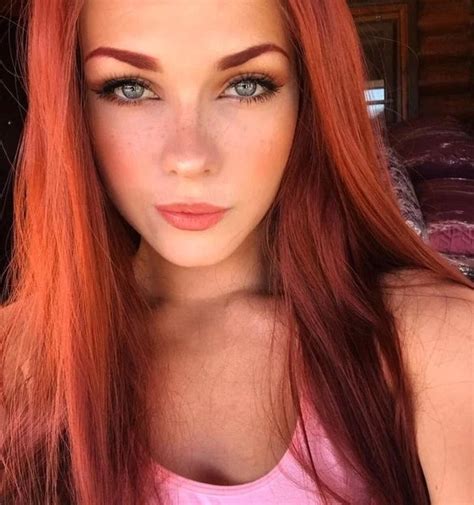 Pretty Redheads 30 Pics