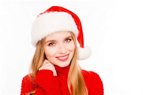 Premium Photo Attractive Smiling Young Woman Wearing Red Santa Hat