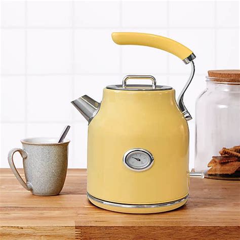 Dunelm Retro 1 7l 3kw Yellow Jug Kettle