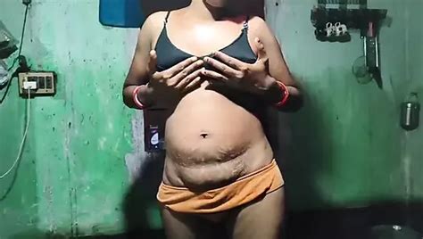 Desi Bhabhi Ne Chut Me Ring Pahni Free Porn C Xhamster