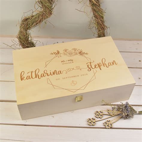 Recherche Und Online Shopping Preiswert Und Stilvoll Keepsake Box Aus