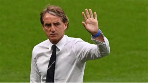 Roberto Mancini Mengundurkan Diri Sebagai Pelatih Timnas Italia