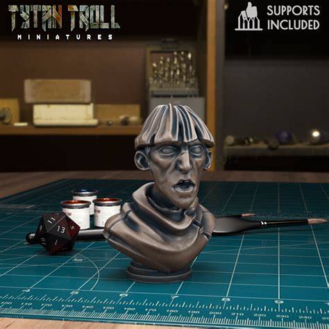 Archivo 3D Milivoj Mini Busto Combo Pre Apoyado Diseño imprimible