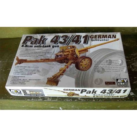 Pak Cm German Anti Tank Gun Plastic Kit Scale