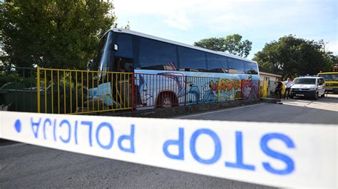 Slobodna Dalmacija Misterij Na Pomolu Oglasio Se Direktor Tvrtke