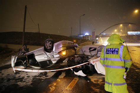 Ankara Da Trafik Kazas L Yaral