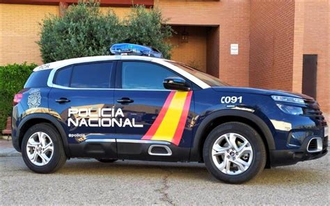 La Policía cambia los Z con C5 Aircross y Peugeot 3008