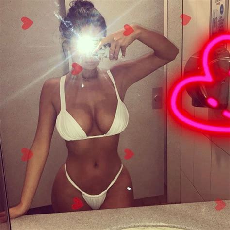 Instagram Model Demi Rose Mawby Flaunts Eye Popping Boobs In Bra Selfie Daily Star