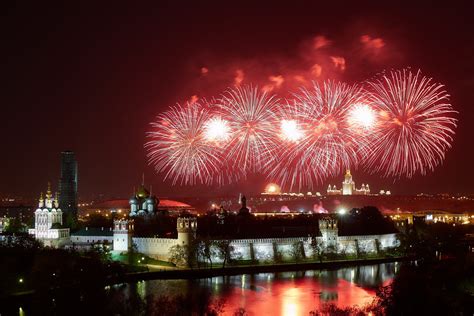 Fireworks In Moscow On Victory Day · Russia Travel Blog