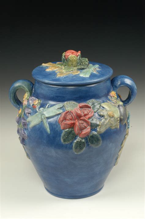 Urns Through Time A Source Of Ceramic Urns Funeral Urns Or Funerary