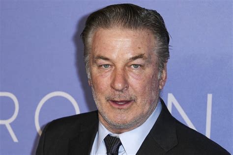 Alec Baldwin jednak trafi za kratki Przestępstwo czwartego stopnia