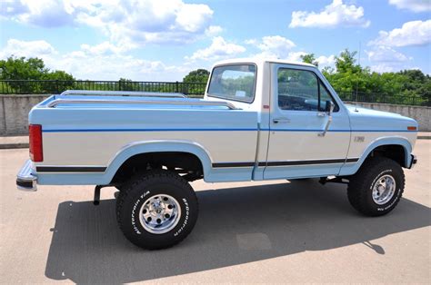 1986 Ford F 150 Lariat Xlt Short Bed 4x4 Ford Daily Trucks