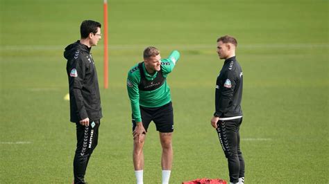 Werder Bremen Verletzt Fallen Stammspieler In Darmstadt Aus