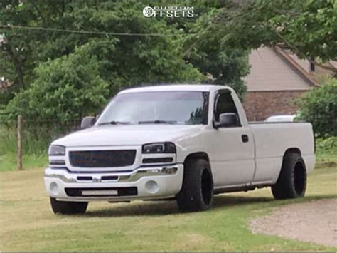 2006 Gmc Sierra 1500 With 20x12 44 Moto Metal Mo986 And 31535r20