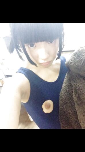 青井莓 自拍 Porn Pic