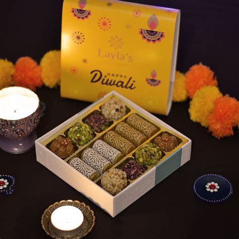 Beautiful and delicious desserts to make everyone's day. Diwali Gift ...