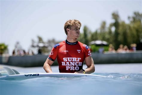 Australiano que venceu Gabriel Medina no Surf Ranch posta ameaça de