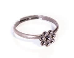 Anillo Metalico Y Ajustable Con Flor Diam Mm Plateado Envejecido Para