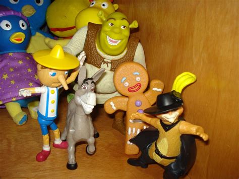 Shrek 2 McDonalds figures | Today we were organizing Diana´s… | Flickr