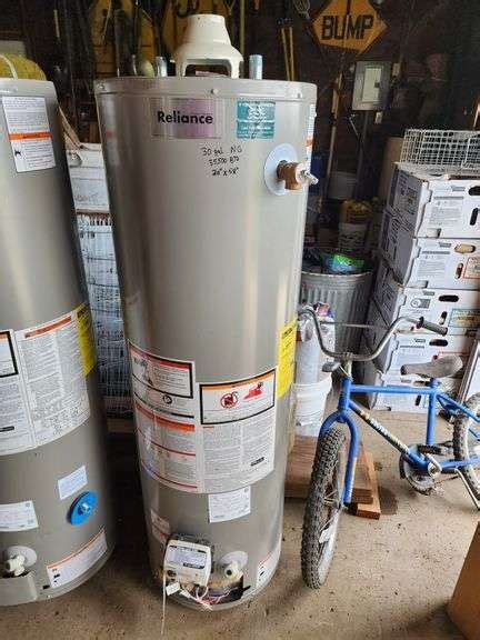 Reliance 30 Gallon Hot Water Heater Natural Gas 35 500 Btu New Unit But Has Some Cosmetic