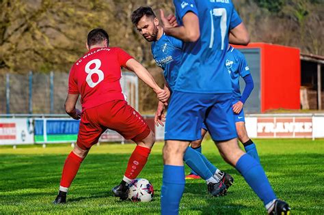 Tus Efringen Kirchen Gelingt Ein Im Abstiegskampf Beim Fc Wallbach