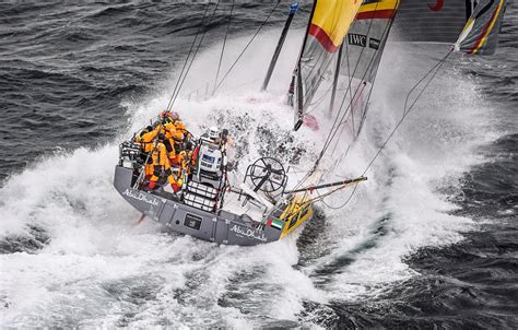 Volvo Ocean Race 2014 2015 Abu Dhabi Ocean Racing Feiert In