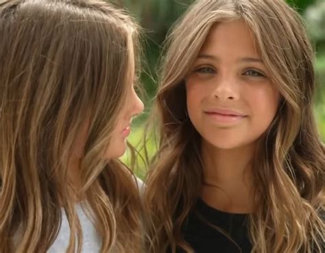 Clements Twins In 2022 Girls Fashion Tween Hair Color Long Hair Styles