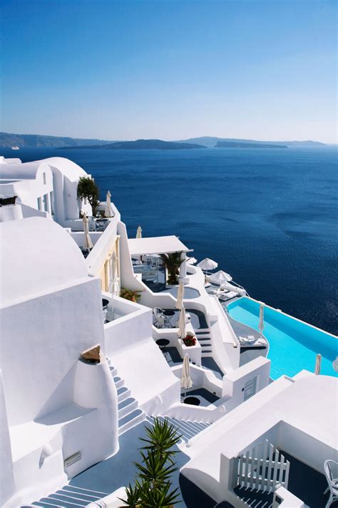 Passion For Luxury : Superb Katikies Hotel in Oia, Santorini, Greece