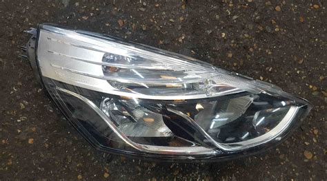 Renault Clio MK4 2013 2017 Drivers OSF Front Headlight 260102482R