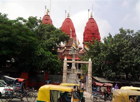 Located Bang Opposite The Red Fort, Here's All About Shri Digambar Jain Lal Mandir