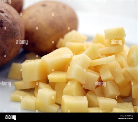 Kartoffelwa rfel fotografías e imágenes de alta resolución Alamy