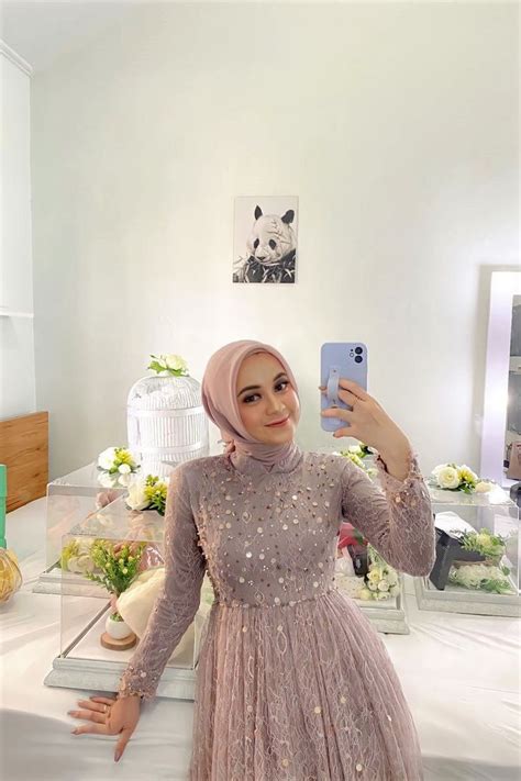 Pin By Ika Restina On Simpan Cepat Model Kebaya Modern Dress