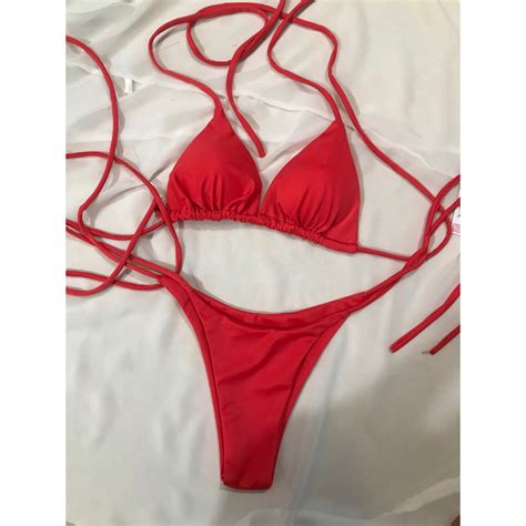 Bikini bacsic tam giác dây buộc quấn quần ship đinh dây hình shop