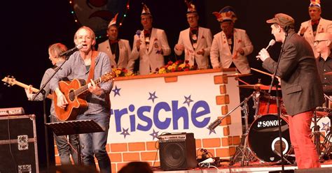 Paderborn Heimatb Hne Feiert Karneval In Der Paderhalle Nw De