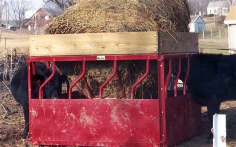 The Hay Mizer Livestock Hay Feeder