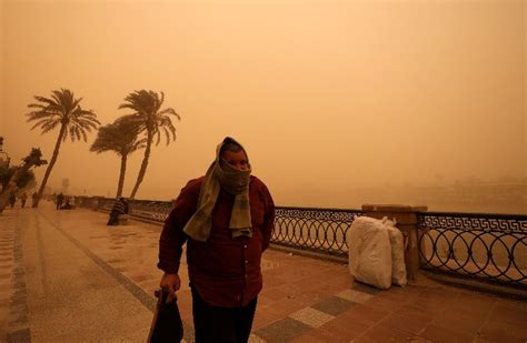 Las Apocalípticas Imágenes Que Dejó Una Tormenta De Arena En El Cairo