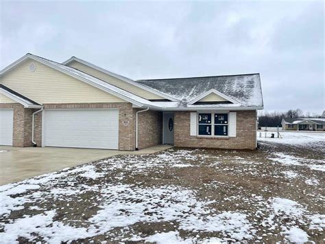 314 E Charter Drive Muncie In 47303 Mls 21902616 Properties Indy