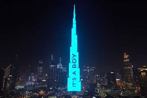 Video Burj Khalifa Hosts Gender Reveal Event Video Blows Up The