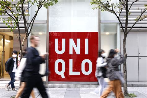 Uniqlo Engages Gen Z With Livestream Shopping And In Store Marketing