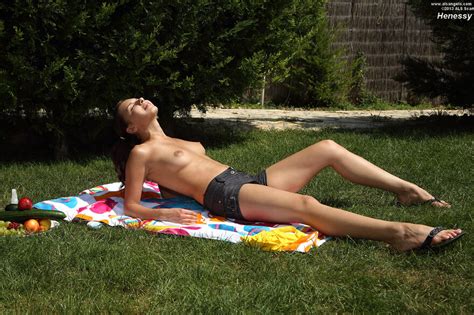 HENESSY Henessy Porn Pic