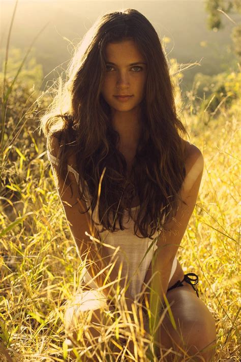 Fondos De Pantalla Luz De Sol Mujer Modelo Retrato Naturaleza Morena Césped Fotografía